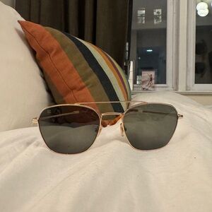 Tom’s Riley Sunglasses